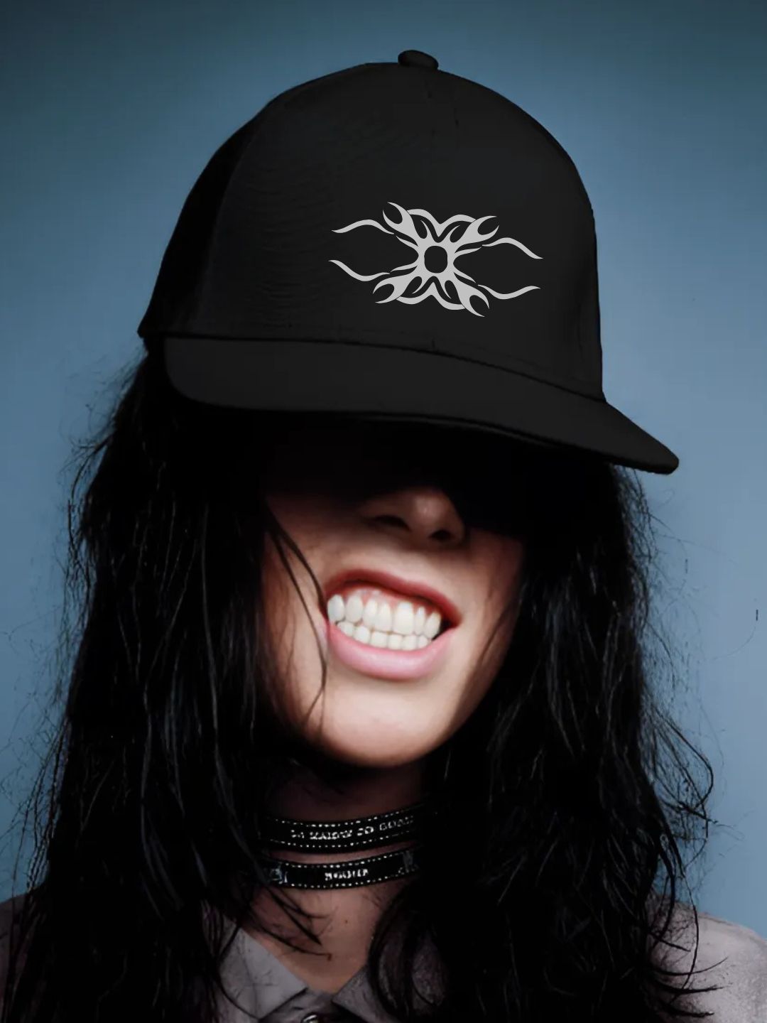 Shadow Snapback Dark in Glow