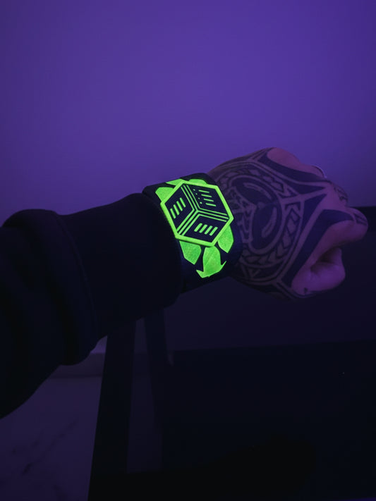 Hexa 3D bracelet UV Glow