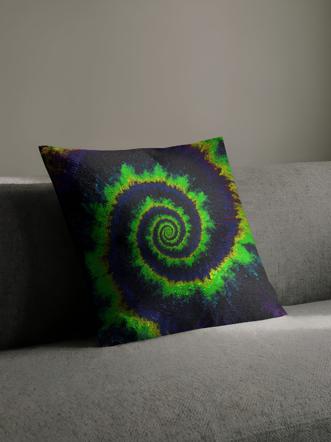 Dual-Sided Spiral Print Cushion Cover
