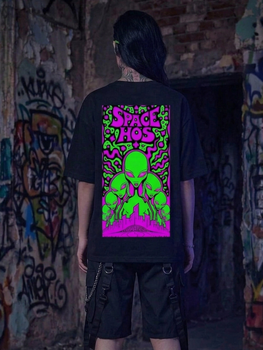 Velora Oversized T-Shirt – Space Chaos Graphic
